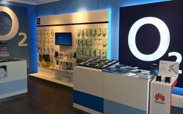 Fonexpert o2 Shop das_Innere_des_ladens